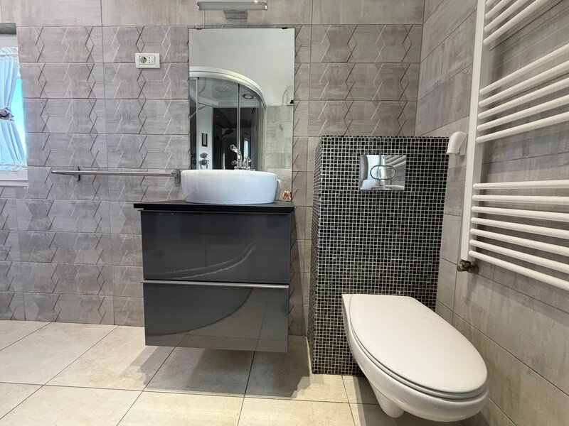 Aviatorilor, 3 camere decomandat, etaj 3/3, proprietar, renovat recent!